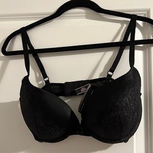 Victoria Secret Very Sexy bra